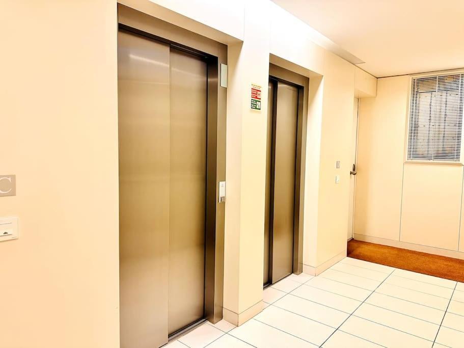 Marina Expo Apartment Lisboa 外观 照片
